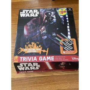 Star Wars Trivia Board Game  Disney. Family Fun! Mint‎ Condition! Complete.
